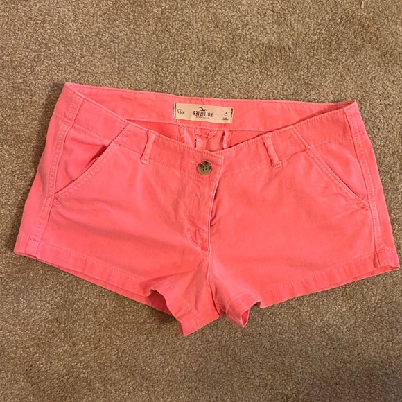 Hollister Pants - Hollister pink shorts size 5